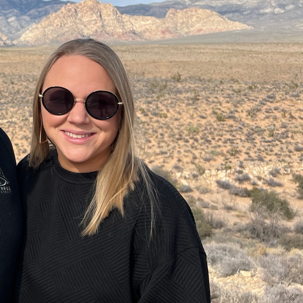 Meet your Posher, Emily